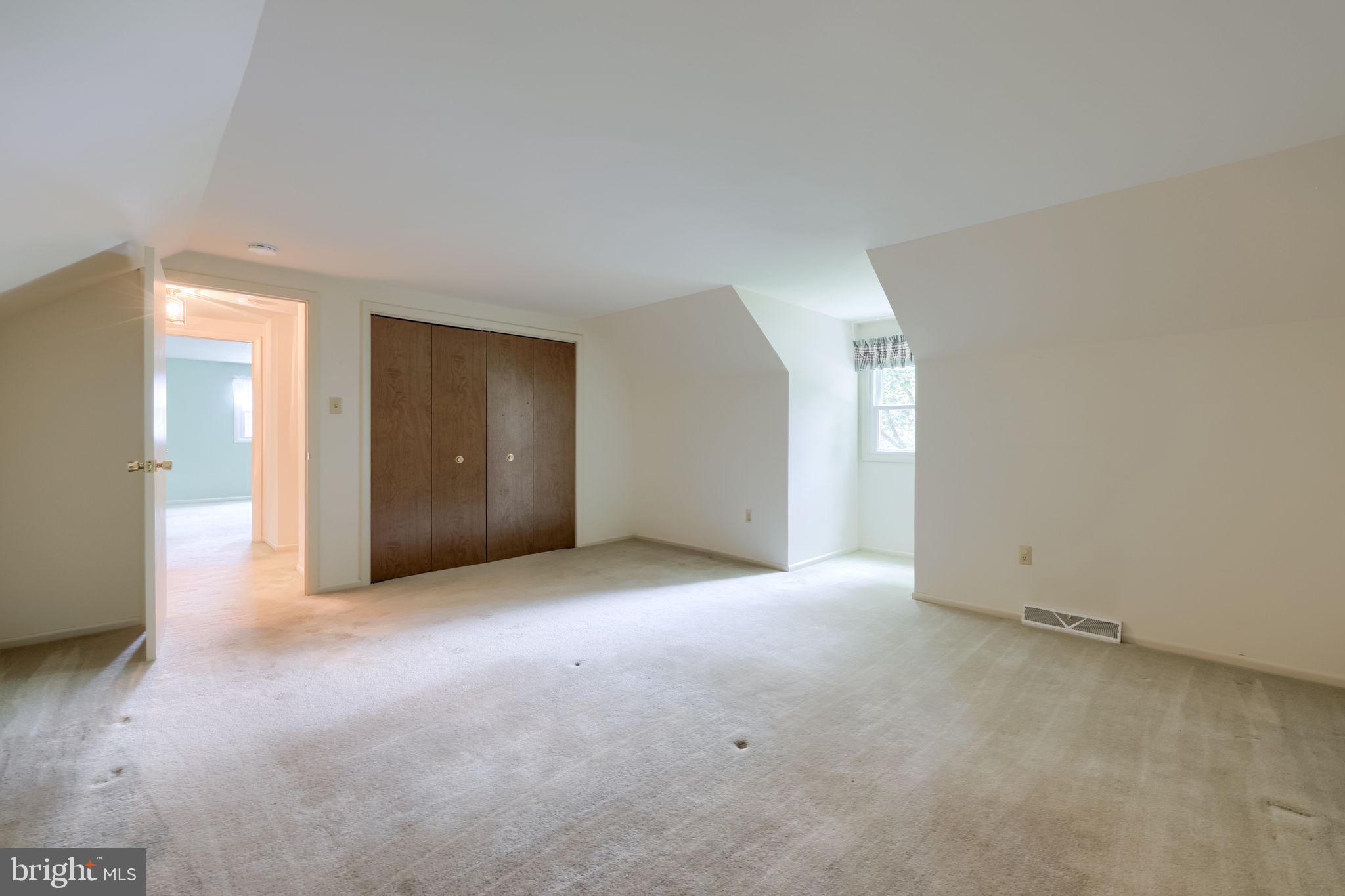 HAMILTON PARK - Residential