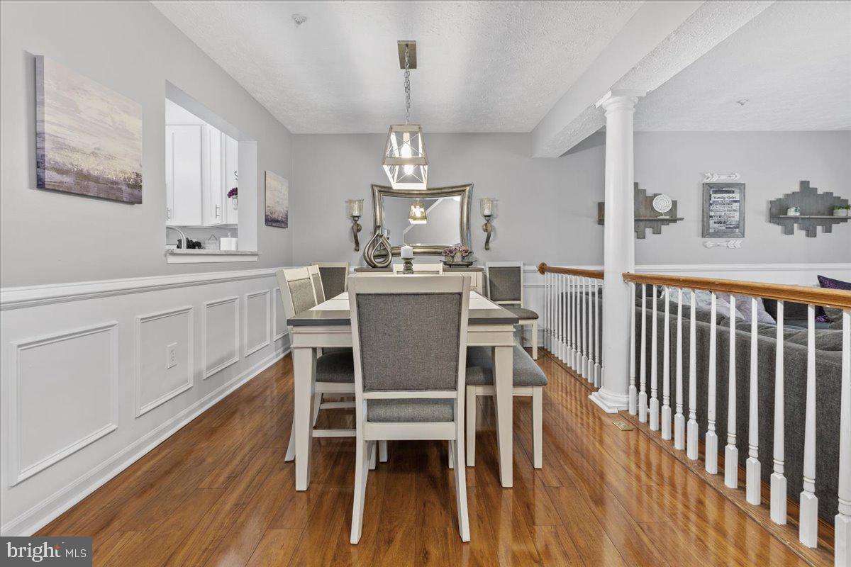 CARRIAGE PINES/LAKE VILL - Residential