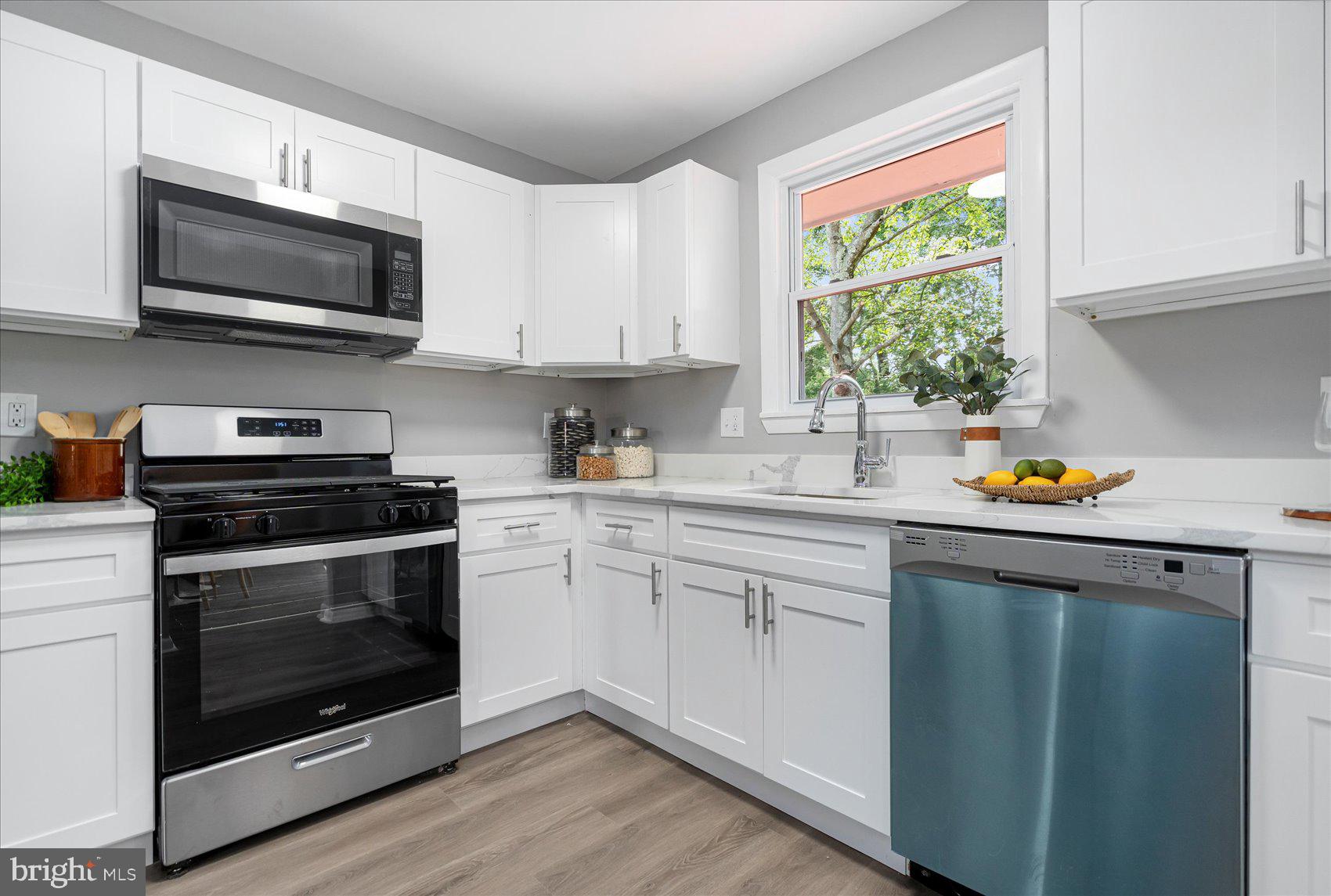 STONEYBROOK NORTH - Residential