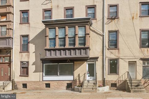 Photo of 1538 Pine Street #1R, PHILADELPHIA, PA 19102 (MLS # PAPH2548208)