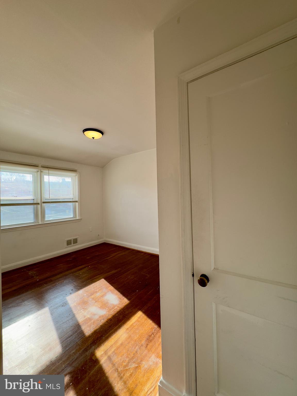 IDLEWOOD - Residential Lease