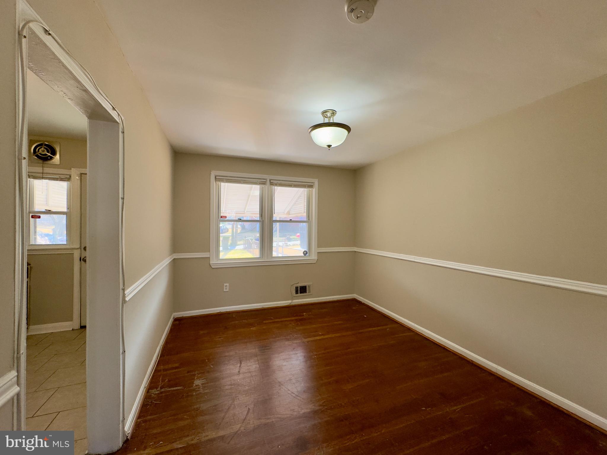 IDLEWOOD - Residential Lease