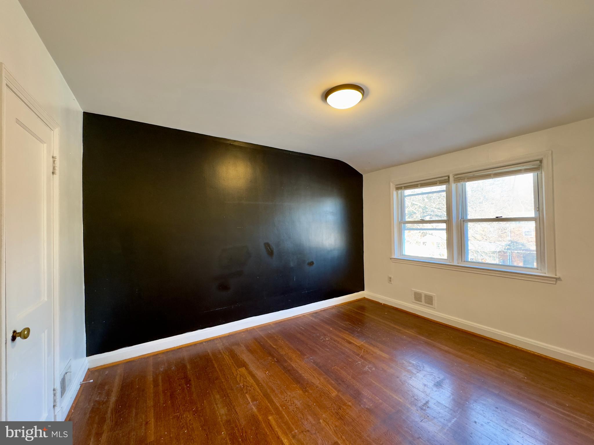 IDLEWOOD - Residential Lease