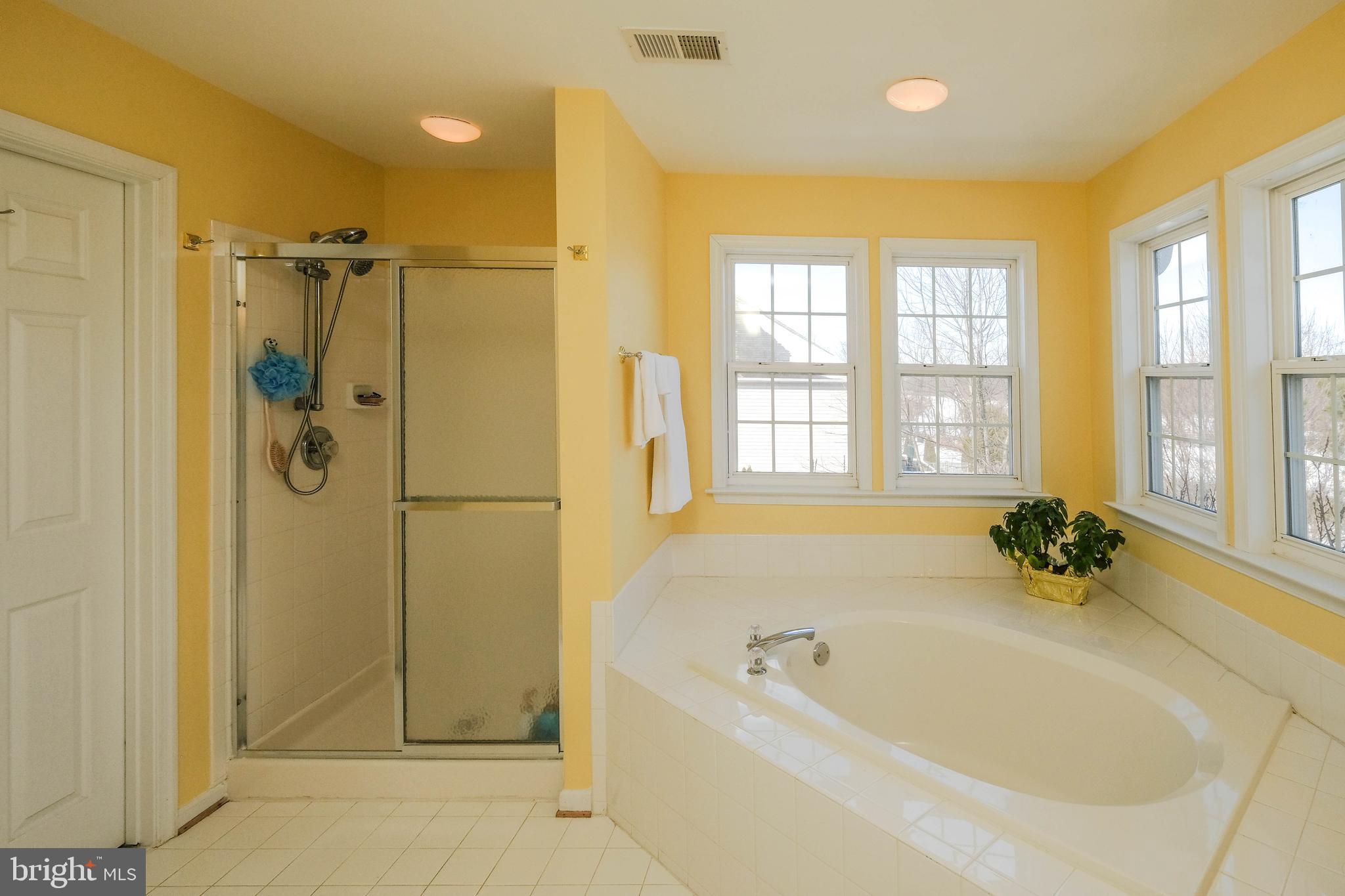 WILLOW SPRINGS ACRES - Residential