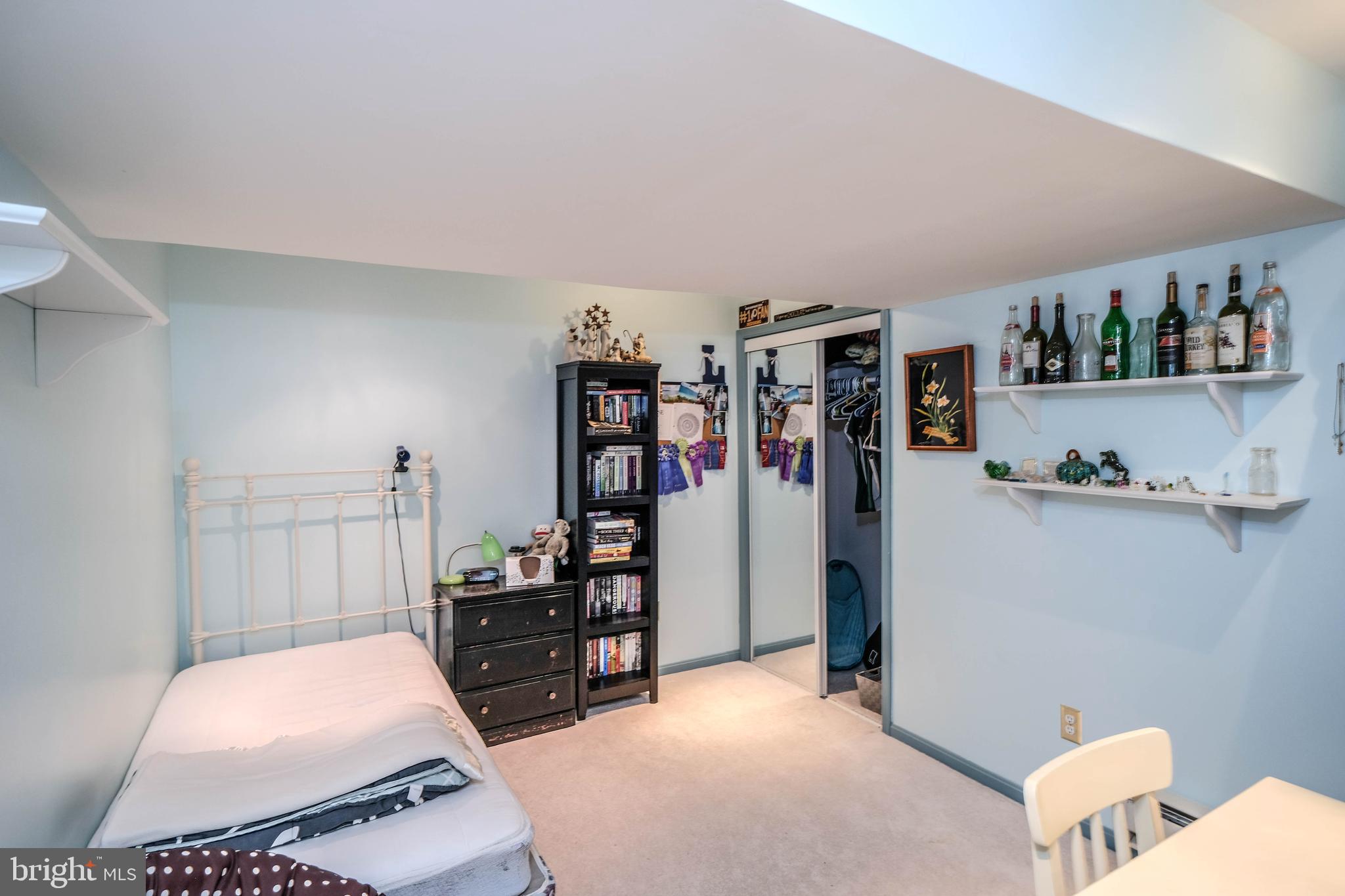 WILLOW SPRINGS ACRES - Residential