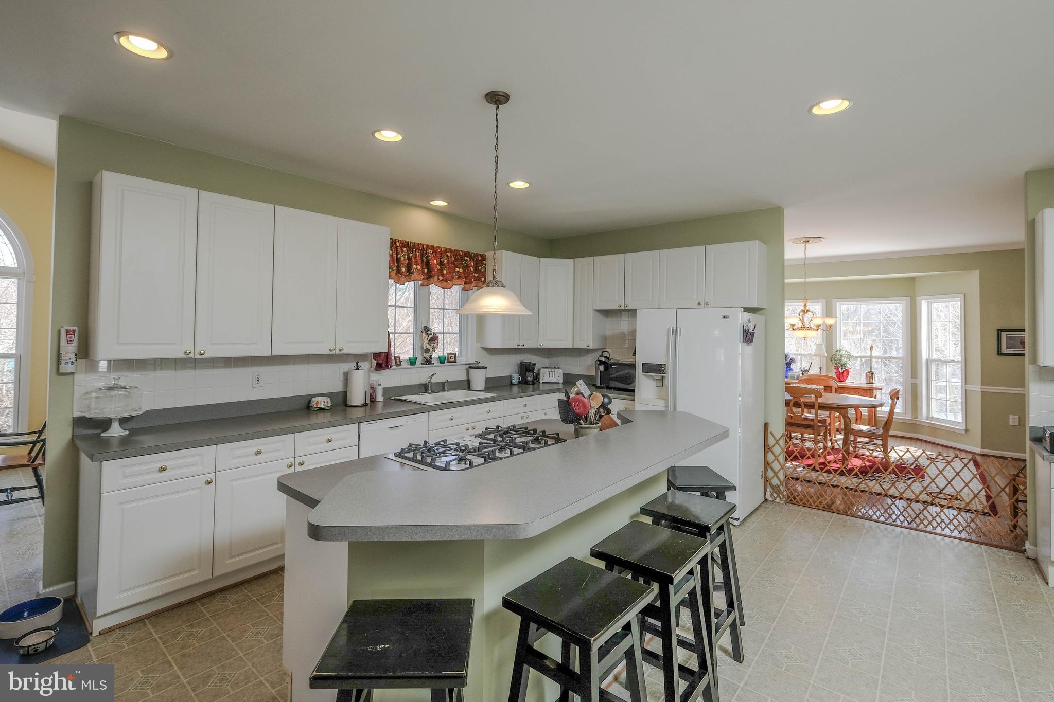 WILLOW SPRINGS ACRES - Residential