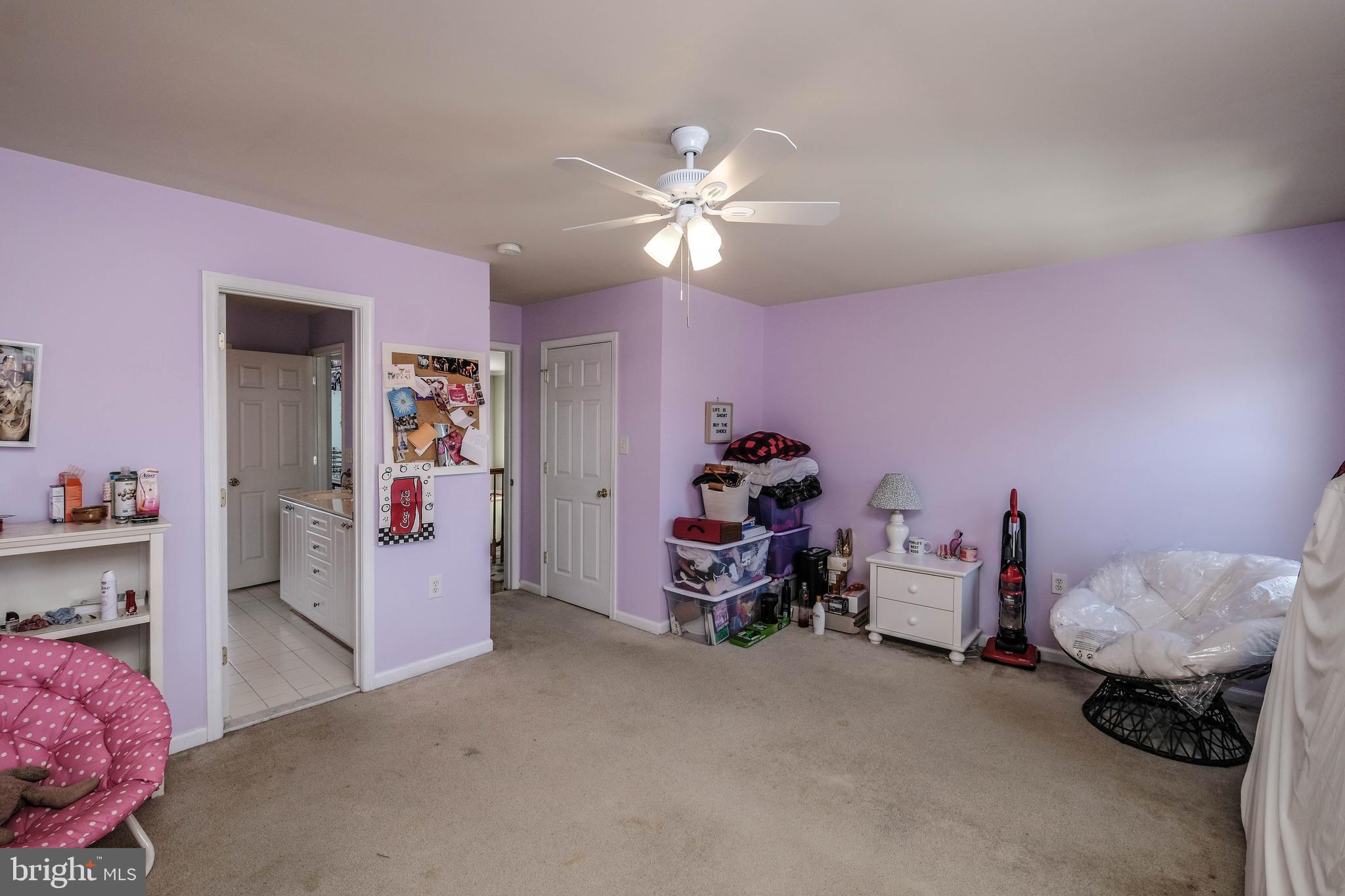 WILLOW SPRINGS ACRES - Residential