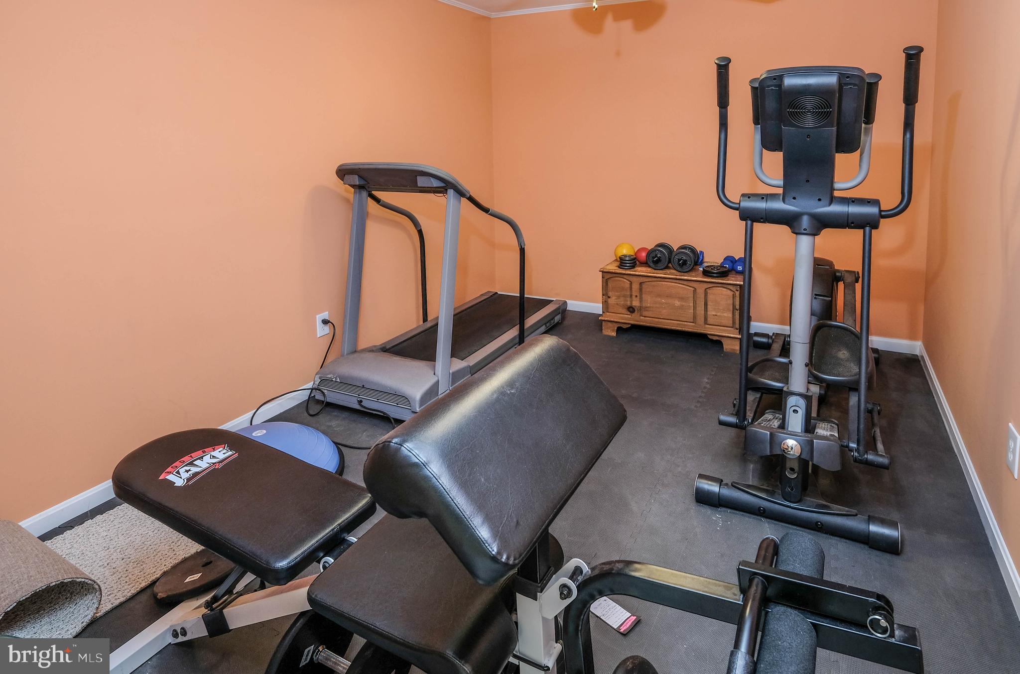 WILLOW SPRINGS ACRES - Residential