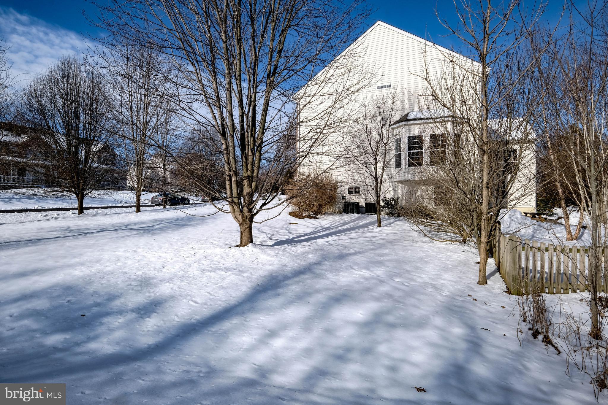 WILLOW SPRINGS ACRES - Residential