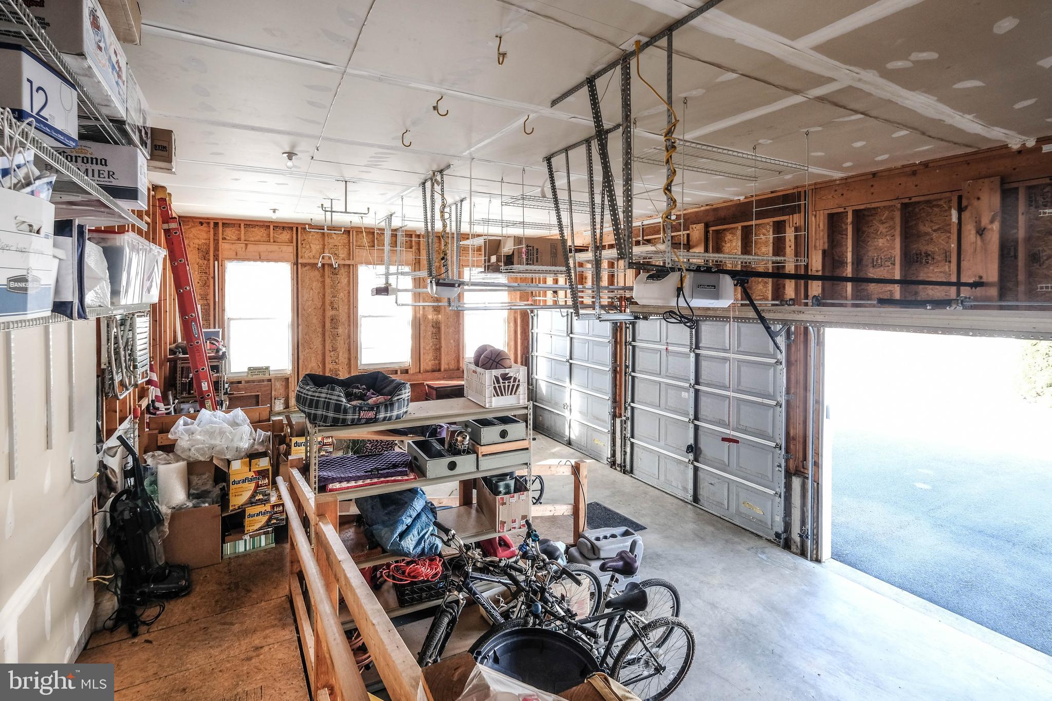 WILLOW SPRINGS ACRES - Residential