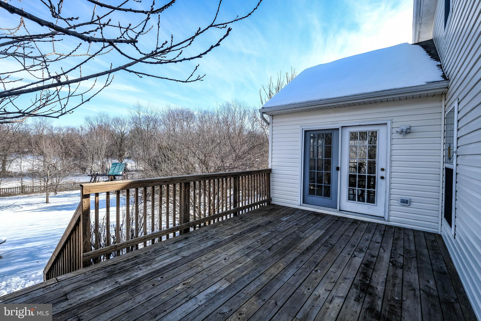 WILLOW SPRINGS ACRES - Residential