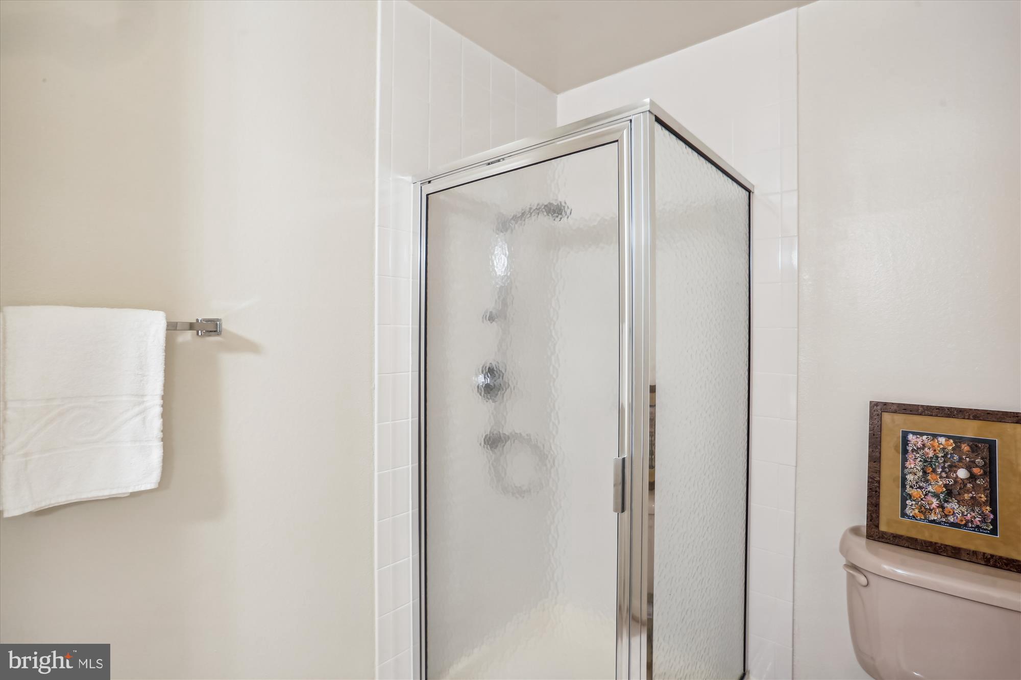 LEISURE WORLD - Residential