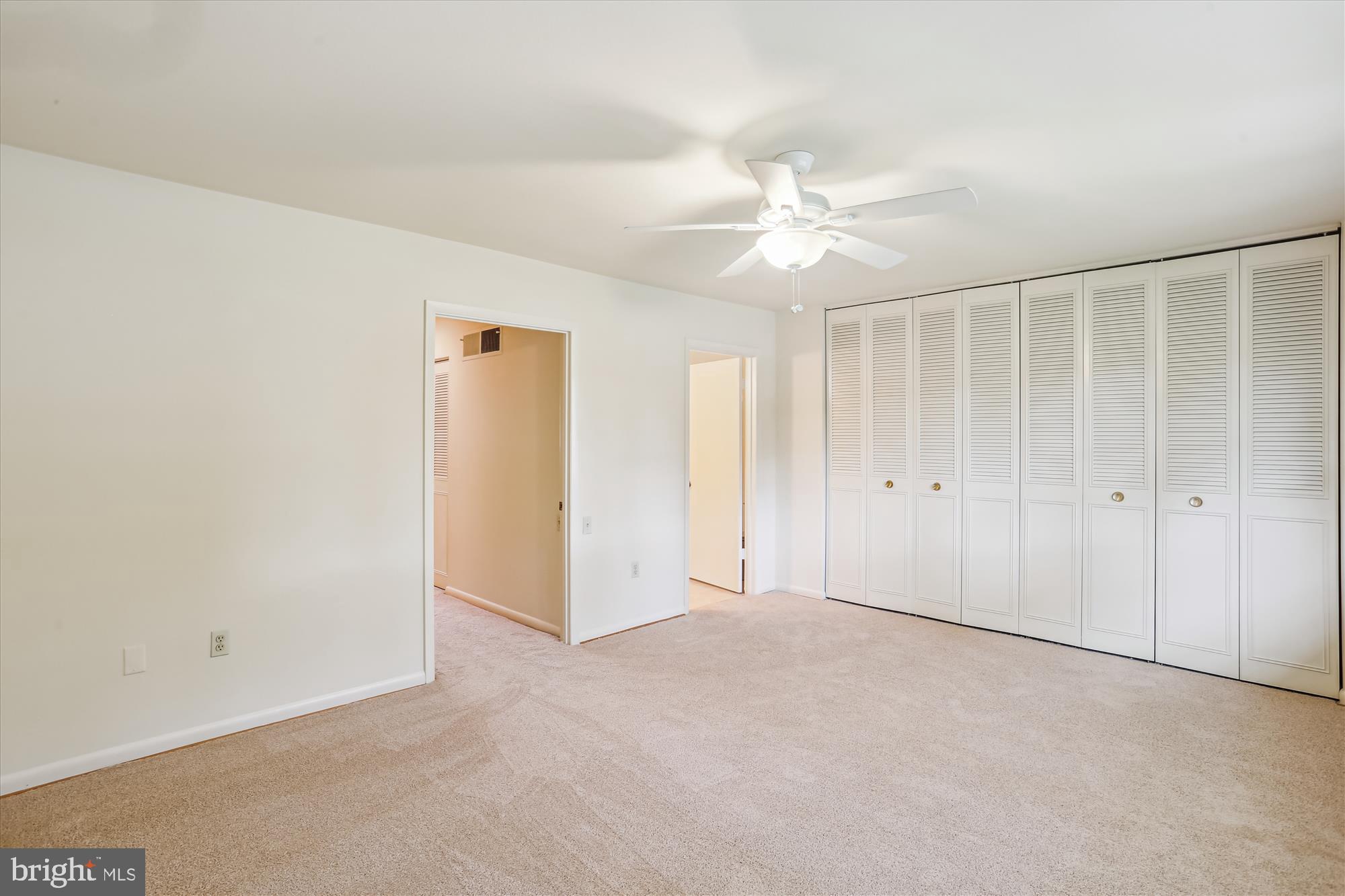 LEISURE WORLD - Residential