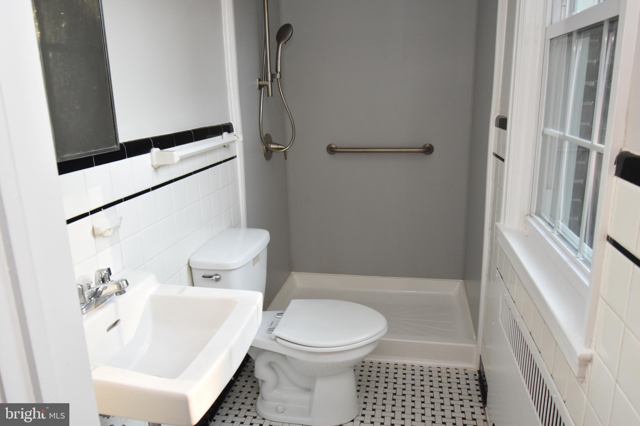 BELVEDERE SQUARE - Residential