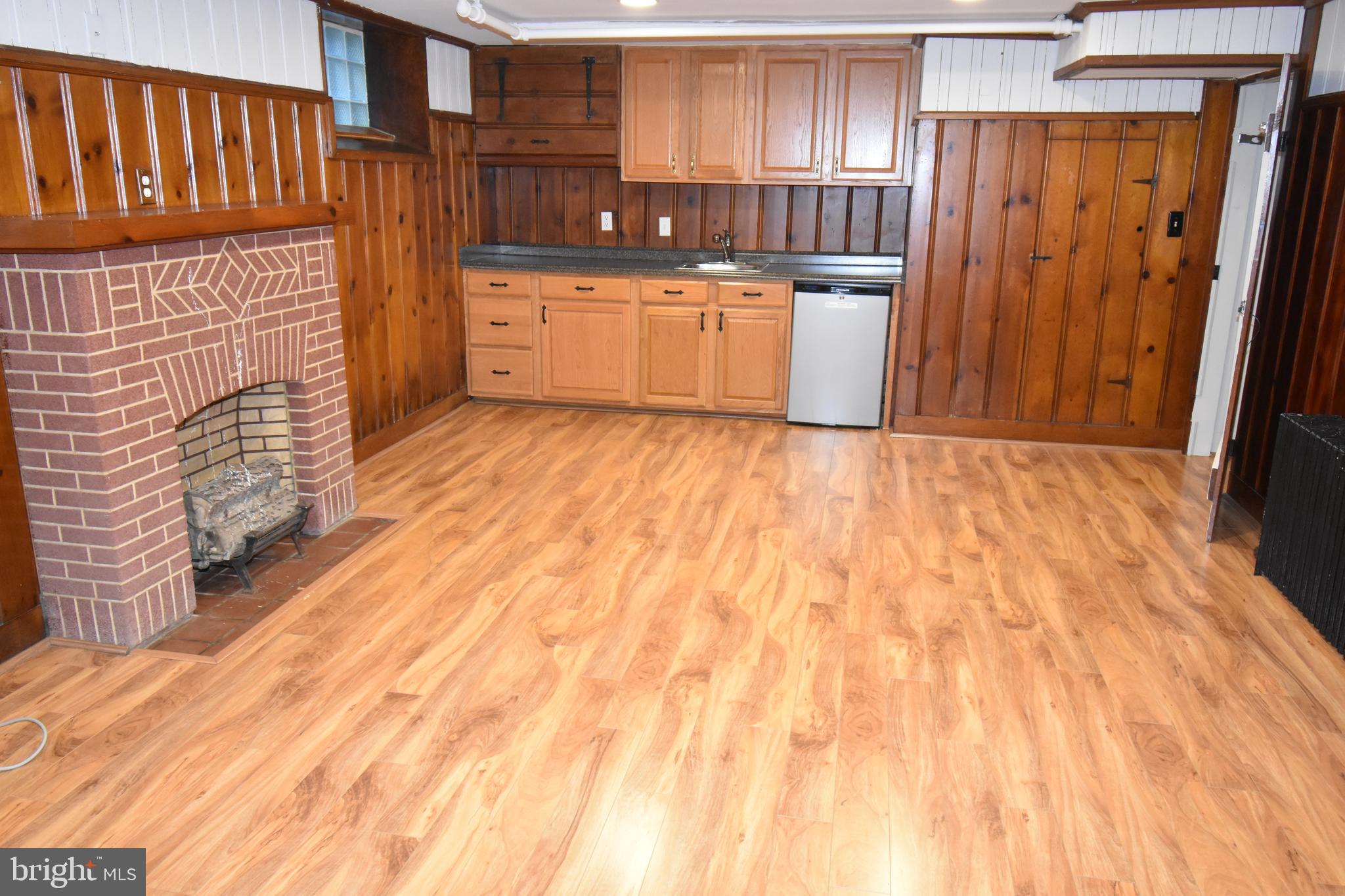 BELVEDERE SQUARE - Residential