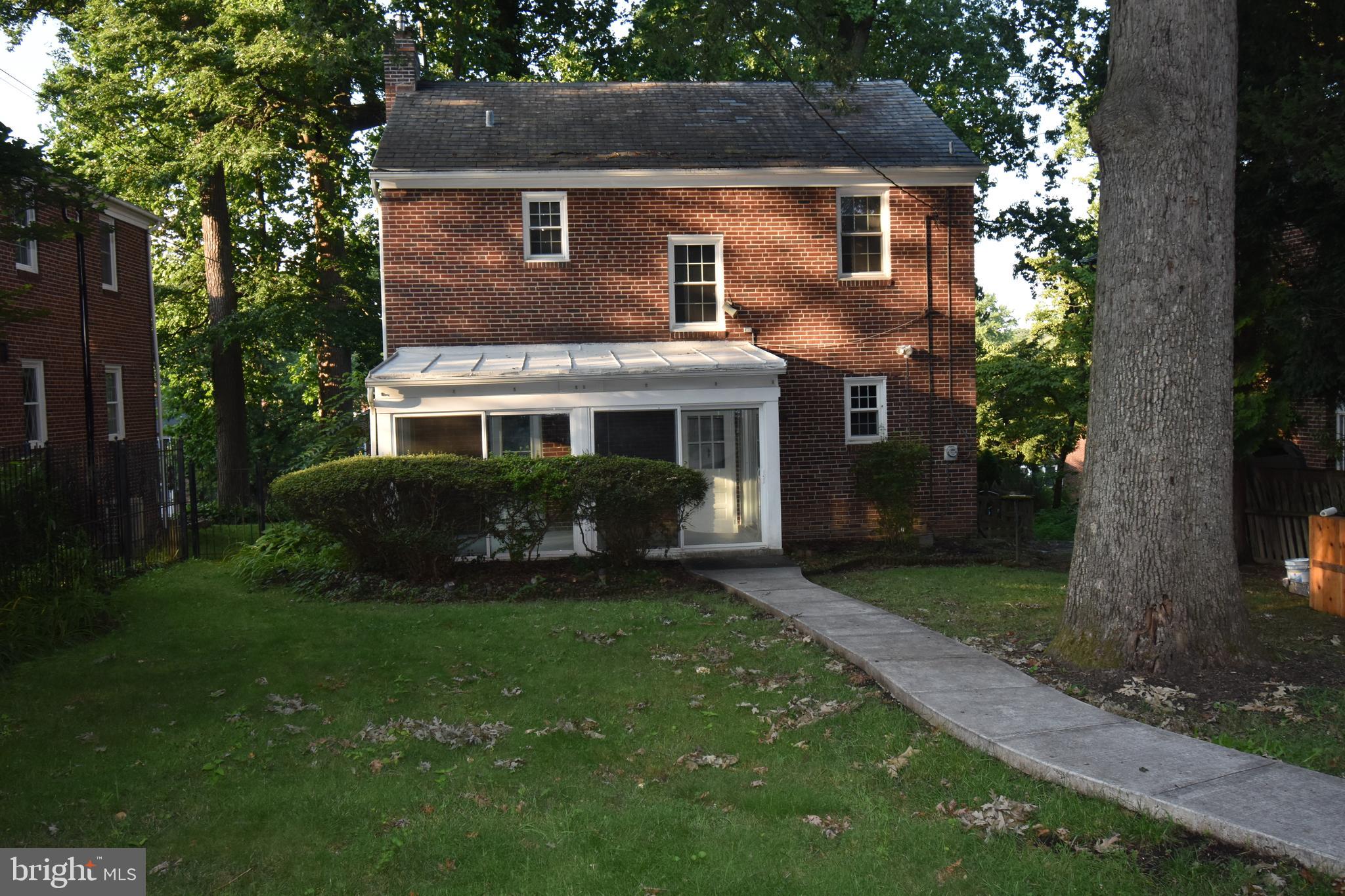 BELVEDERE SQUARE - Residential