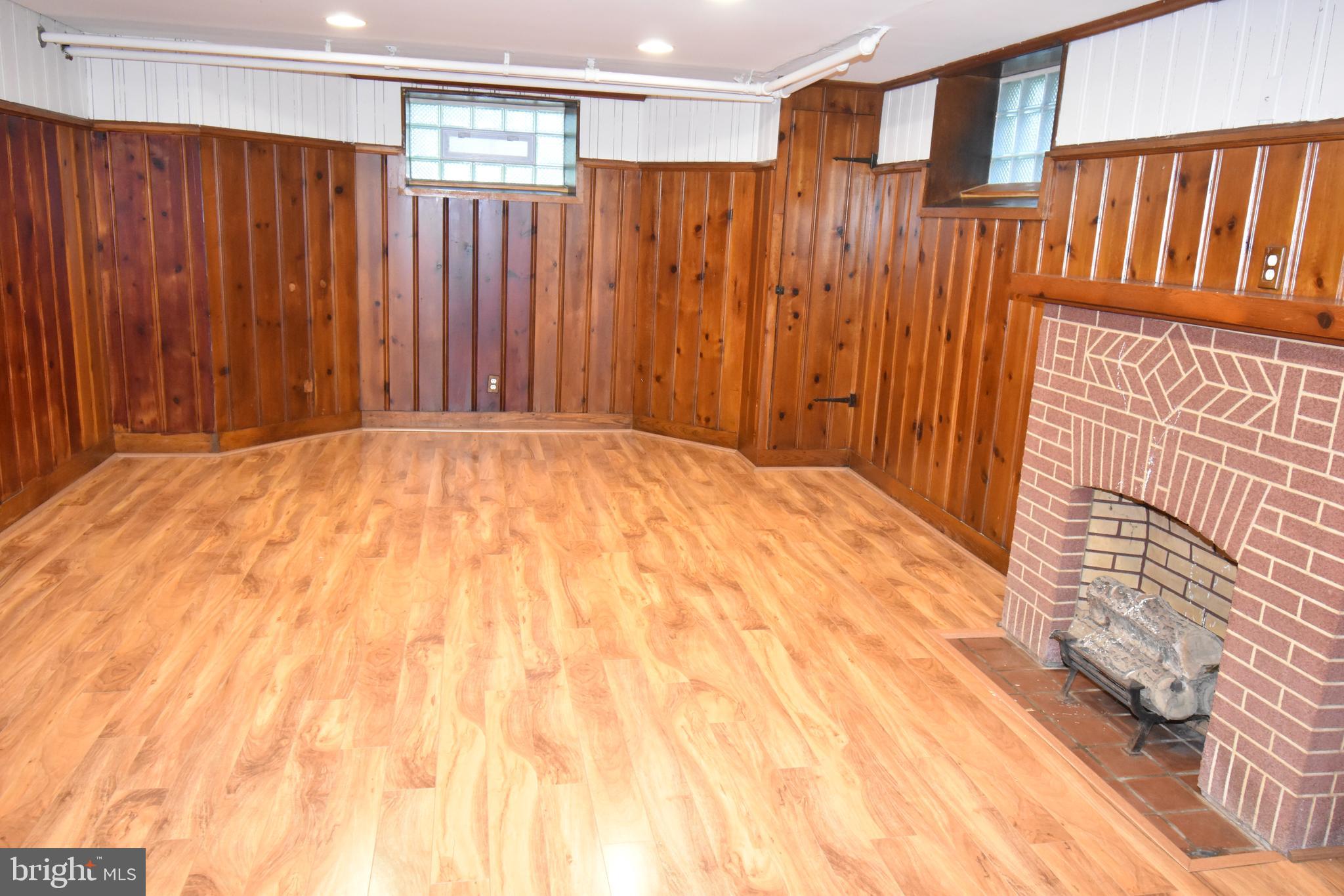 BELVEDERE SQUARE - Residential