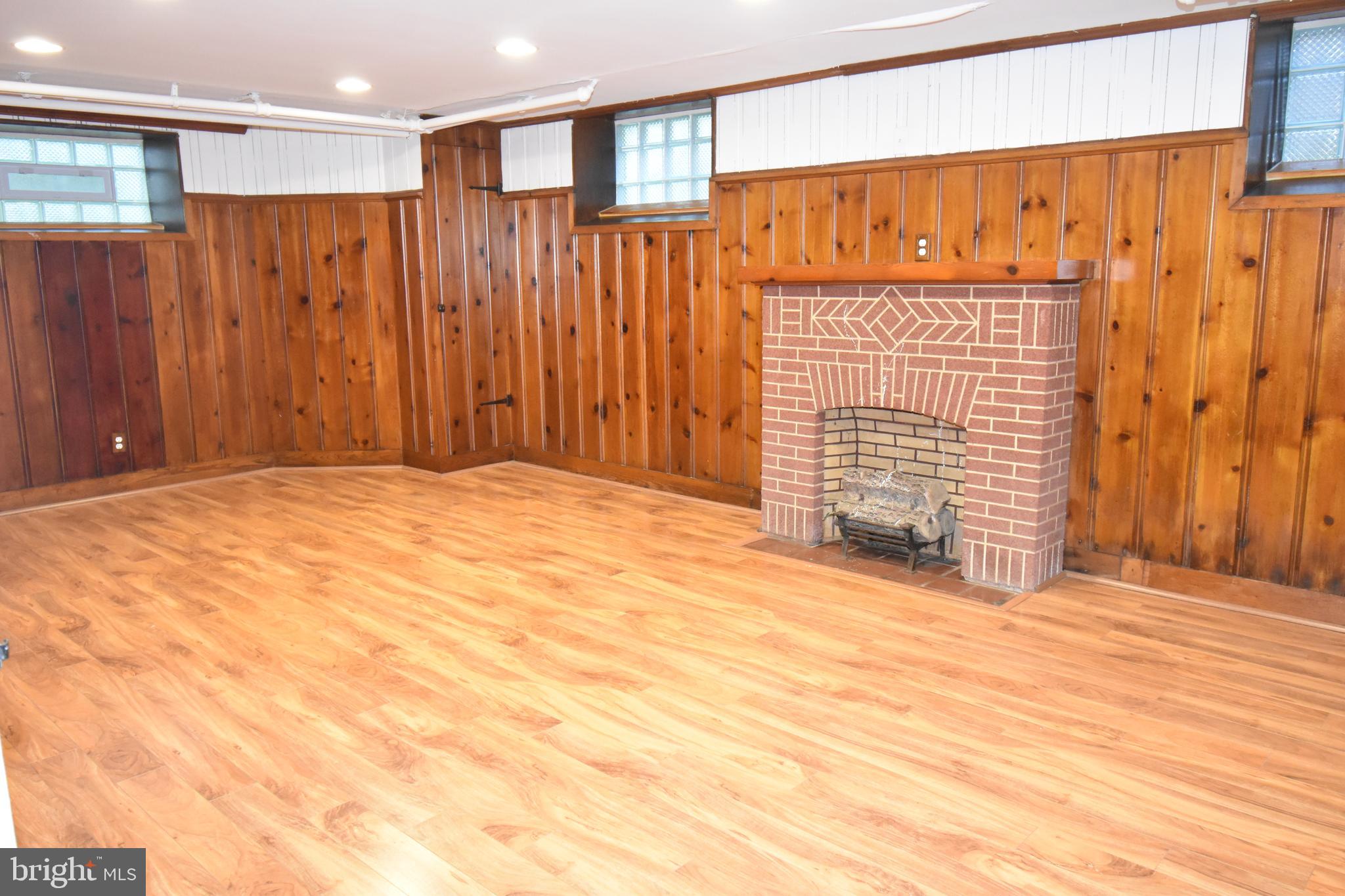 BELVEDERE SQUARE - Residential