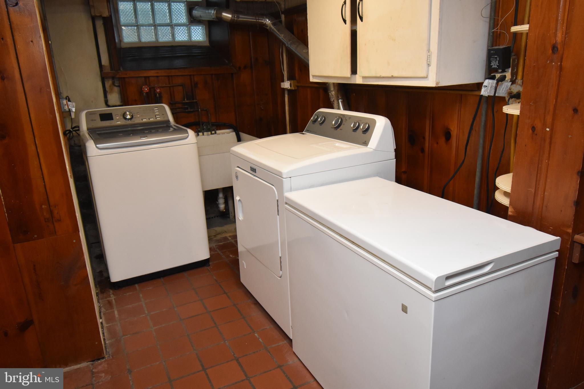 BELVEDERE SQUARE - Residential