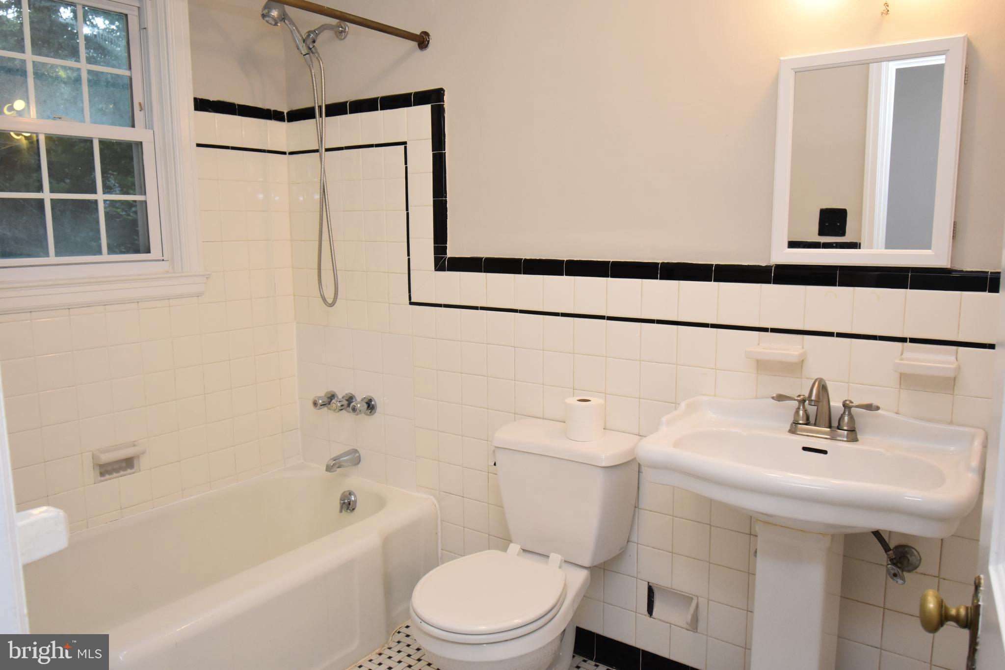 BELVEDERE SQUARE - Residential