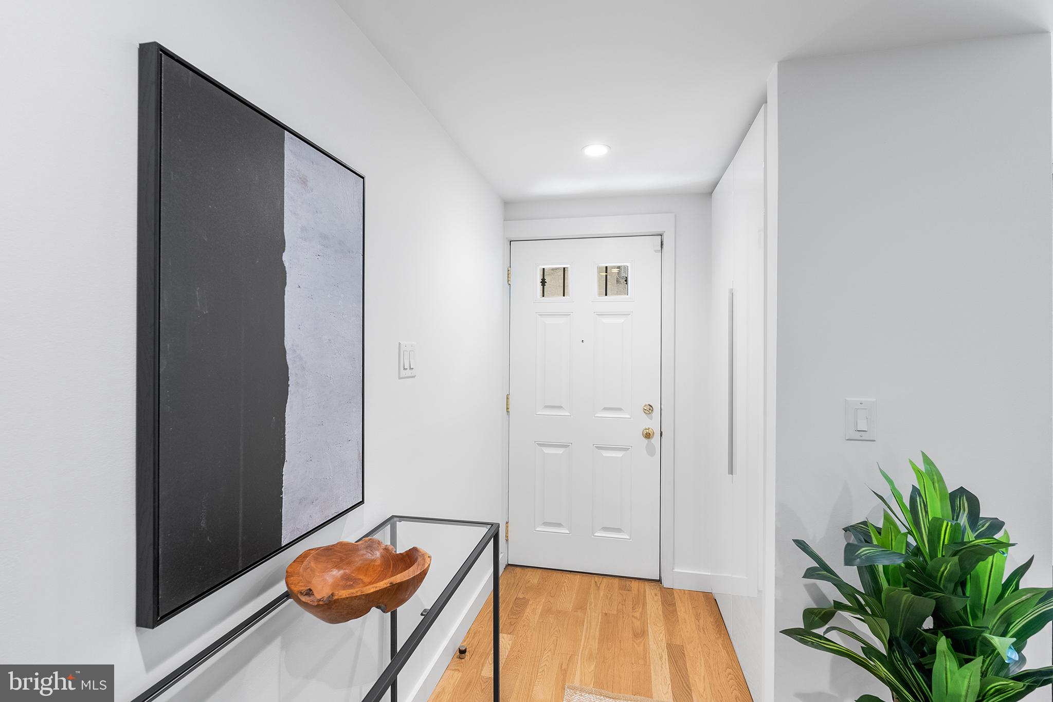 SOCIETY HILL - Residential