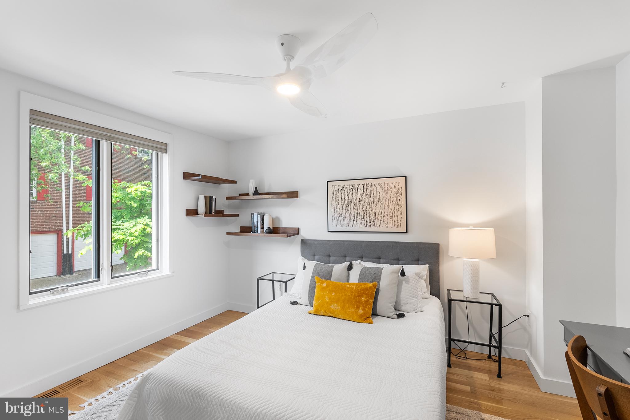 SOCIETY HILL - Residential