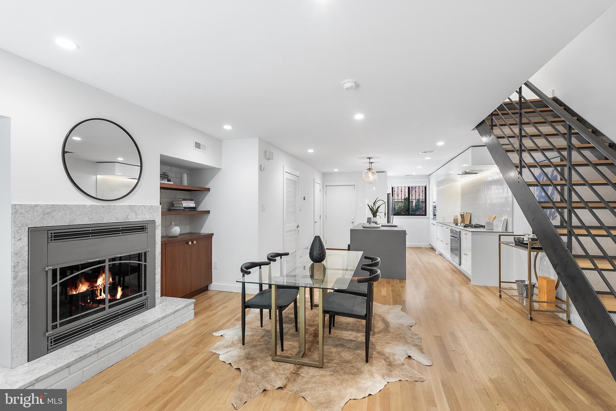 SOCIETY HILL - Residential