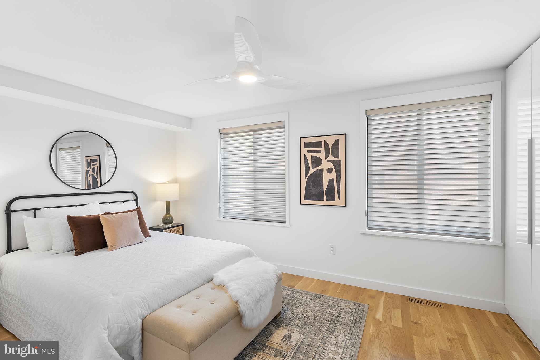 SOCIETY HILL - Residential