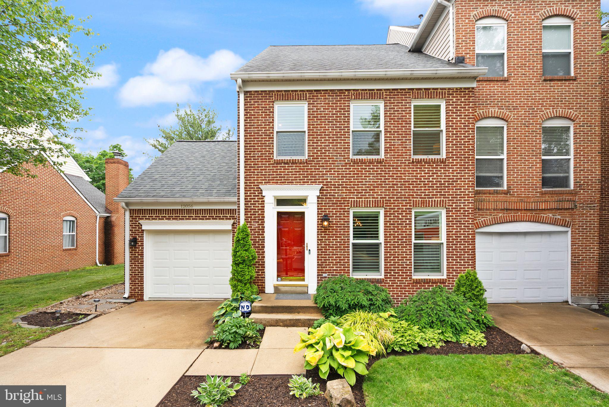 12056 EDGEMERE CIRCLE