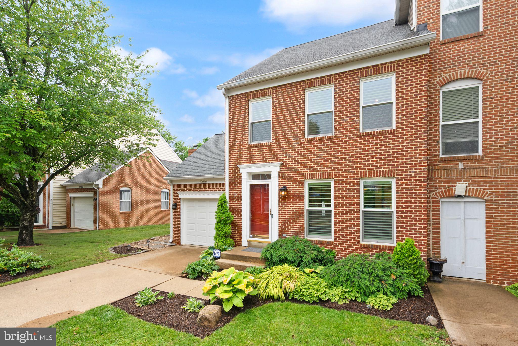 12056 EDGEMERE CIRCLE