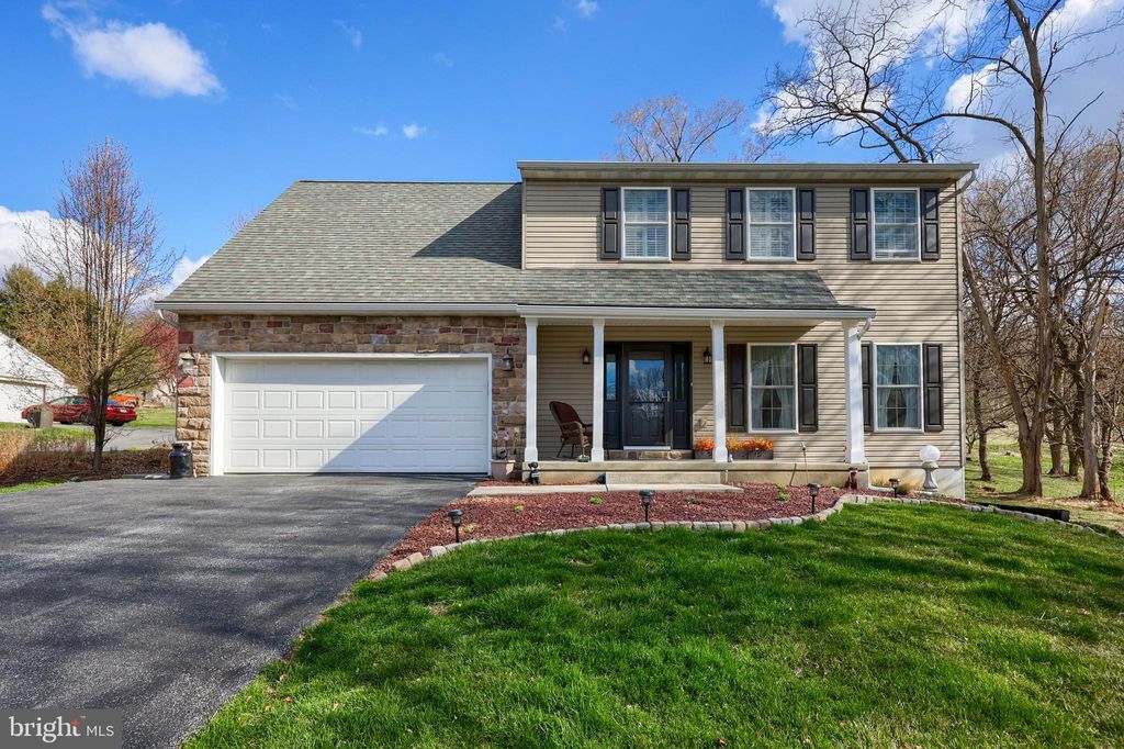 Photo of 31 W Elm Street, CONESTOGA, PA 17516 (MLS # PALA2065624)