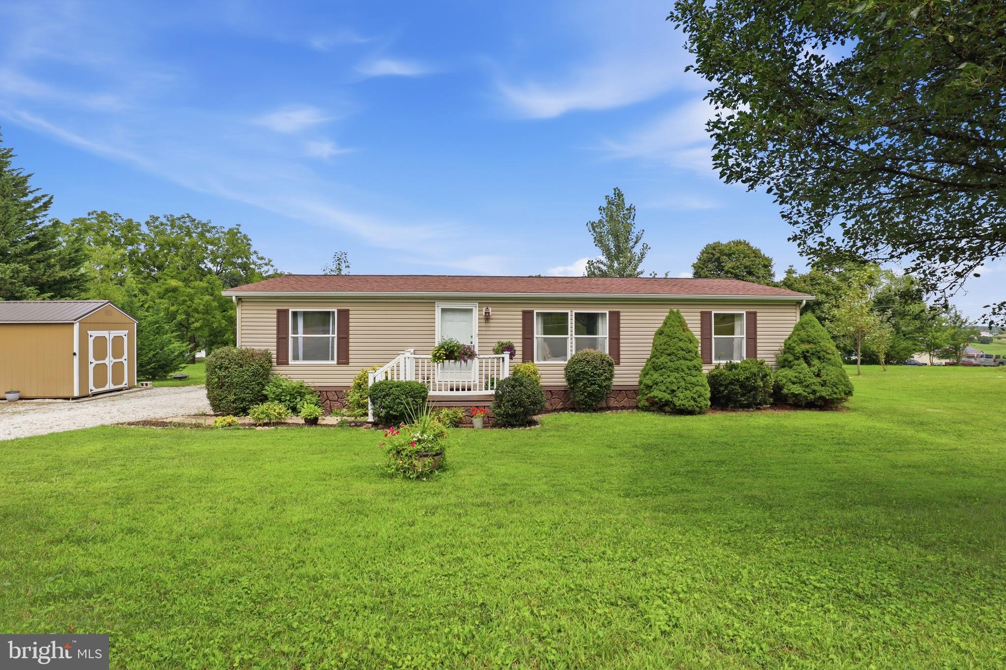 13 CREST HILL LANE