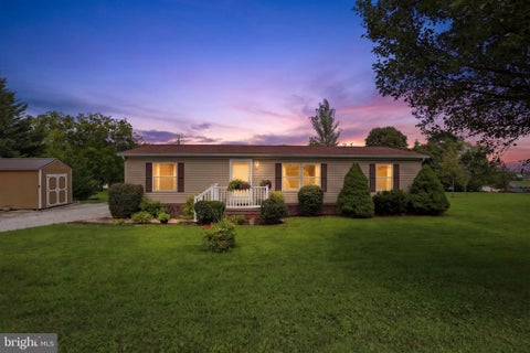 Mobile Home For Sale - 13 Crest Hill Lane<br/> York County, RED LION, PA 17356