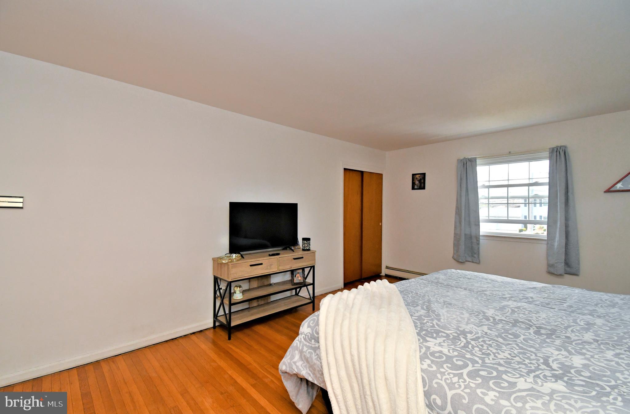 AMITY GARDENS - Residential