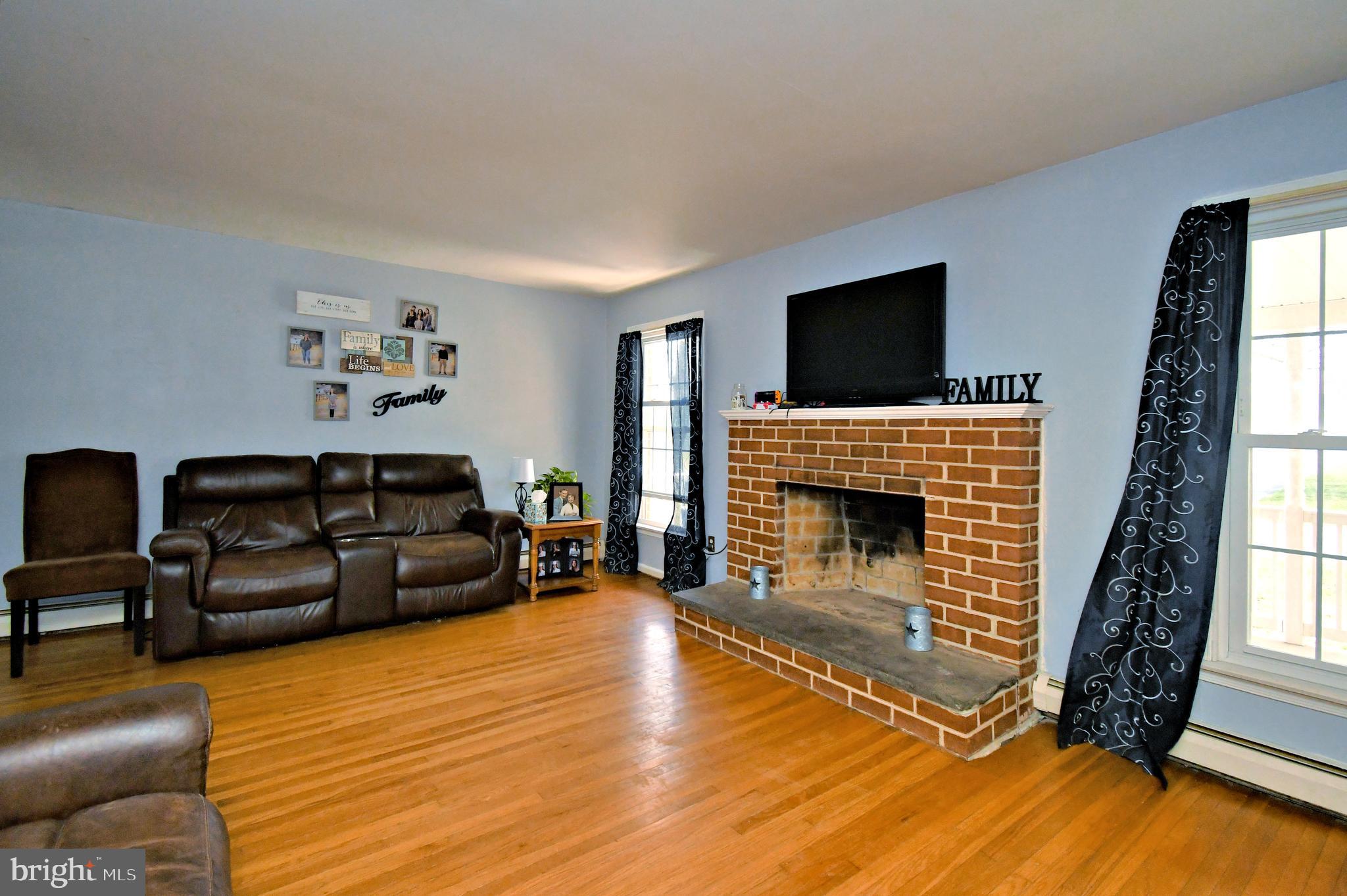 AMITY GARDENS - Residential