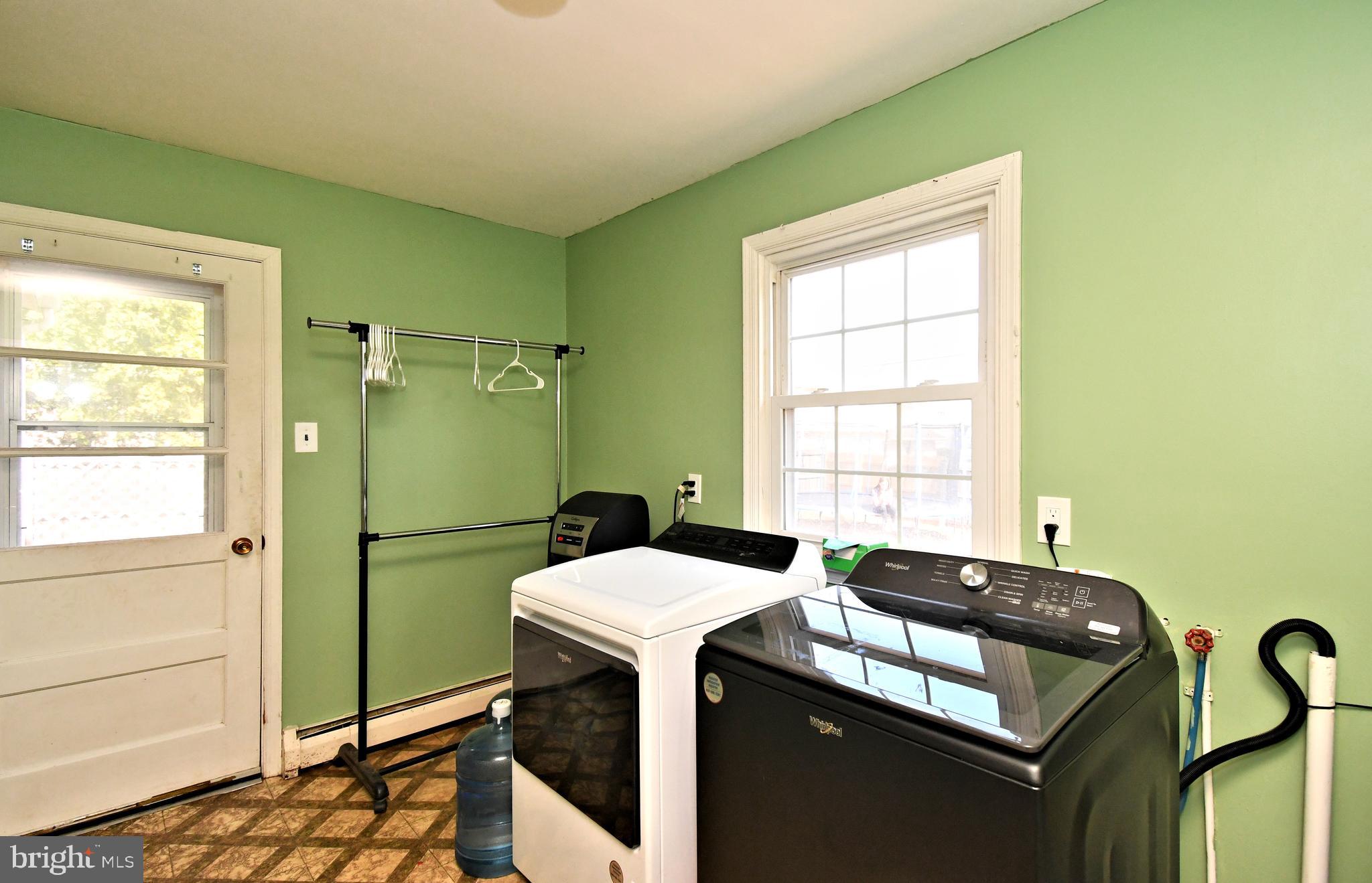 AMITY GARDENS - Residential