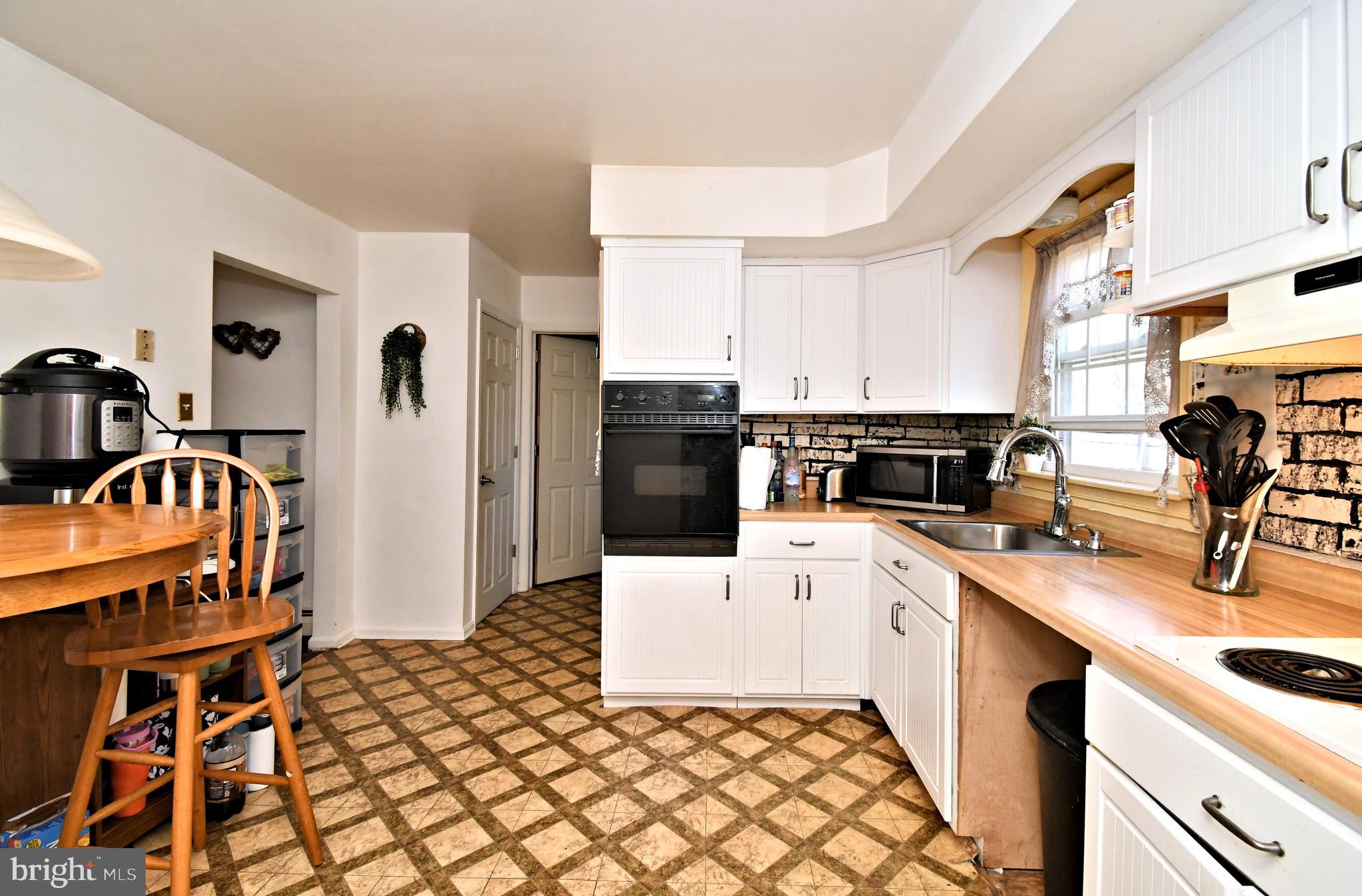 AMITY GARDENS - Residential