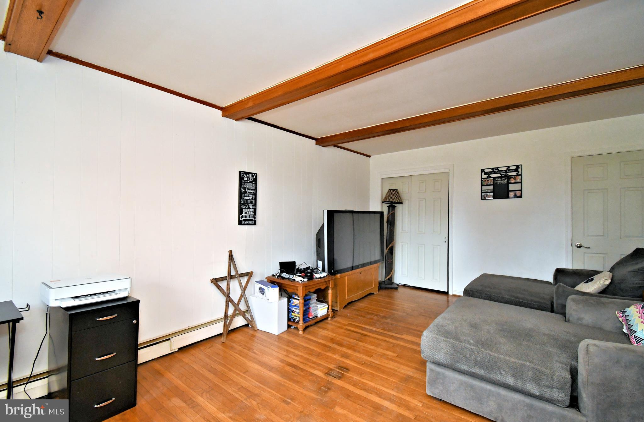 AMITY GARDENS - Residential