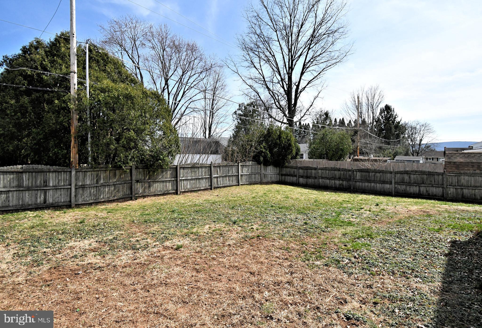 AMITY GARDENS - Residential