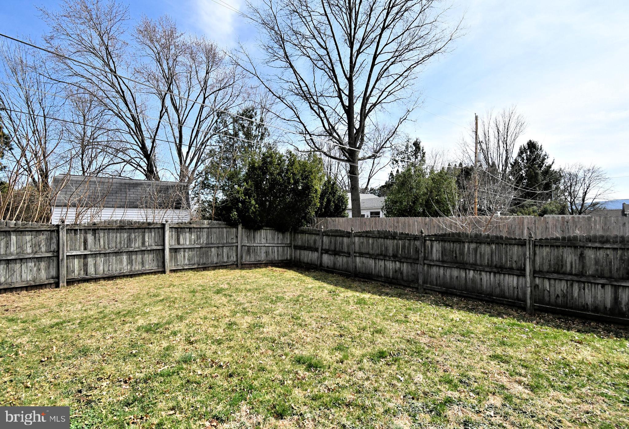 AMITY GARDENS - Residential