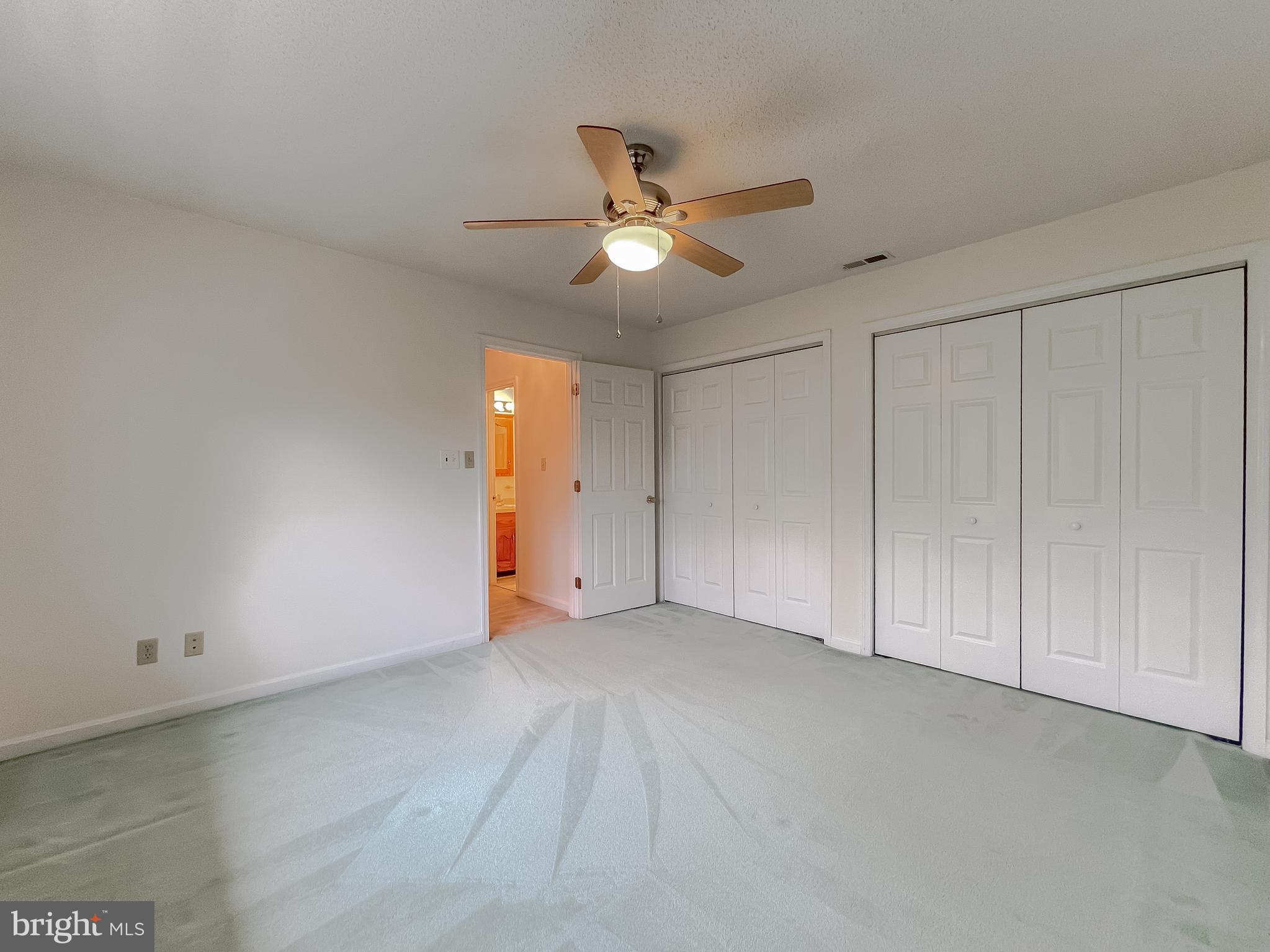 ESPERANZA FARMS - Residential