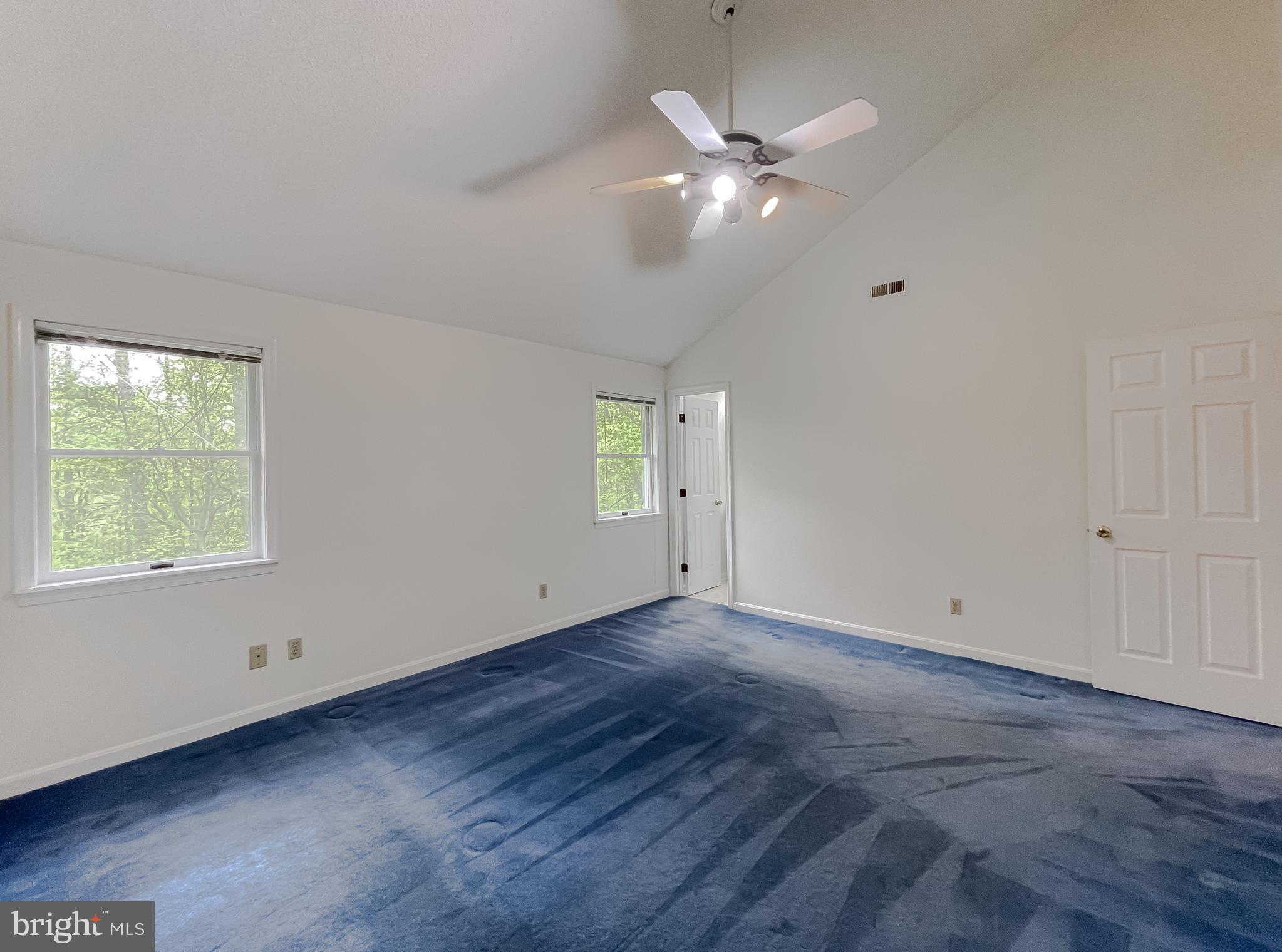 ESPERANZA FARMS - Residential