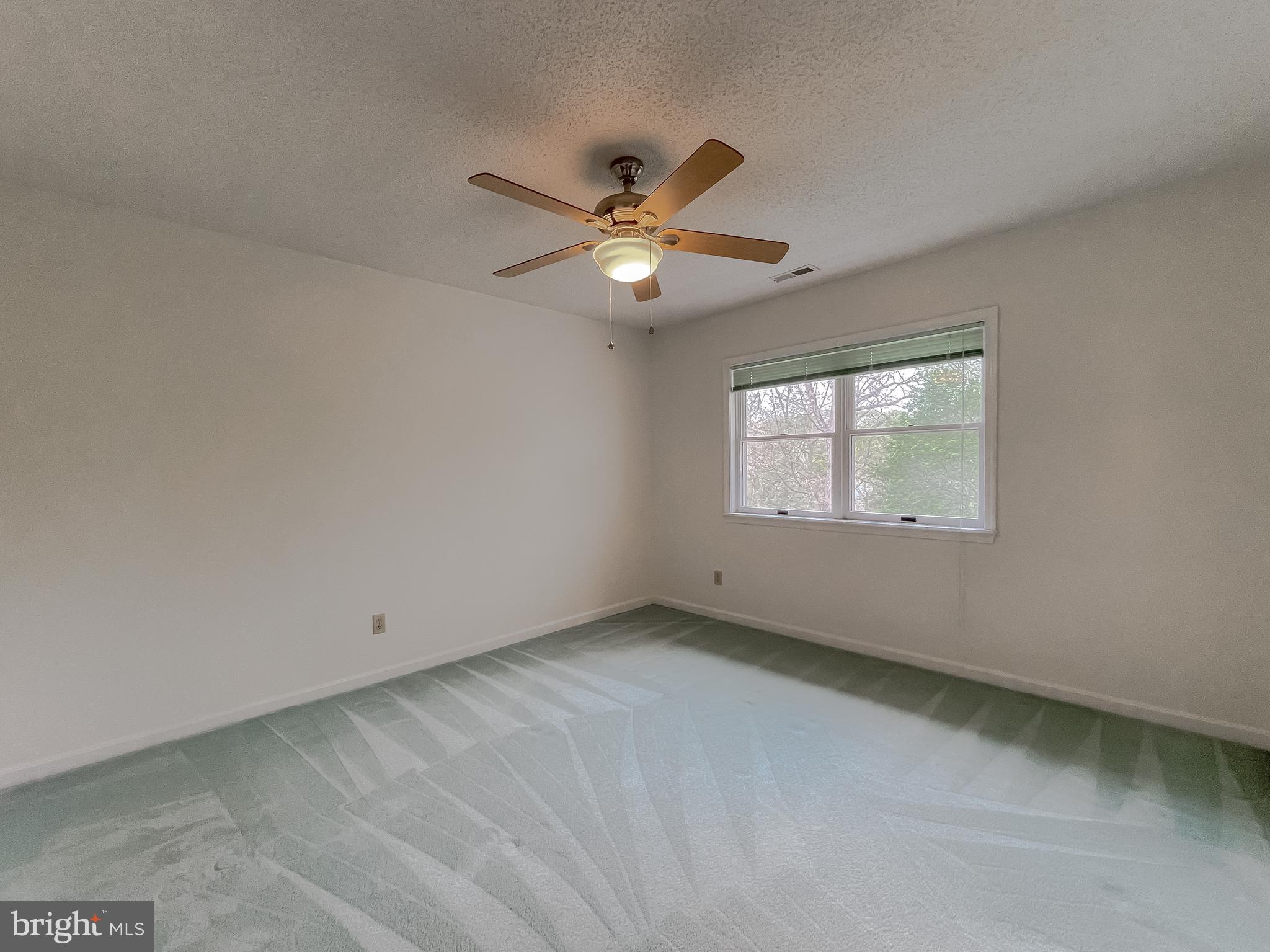 ESPERANZA FARMS - Residential