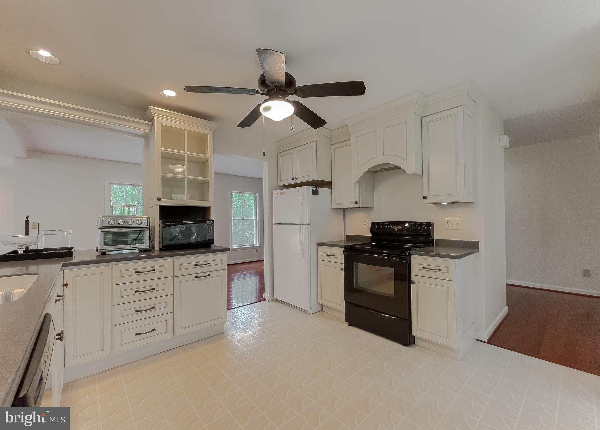 ESPERANZA FARMS - Residential