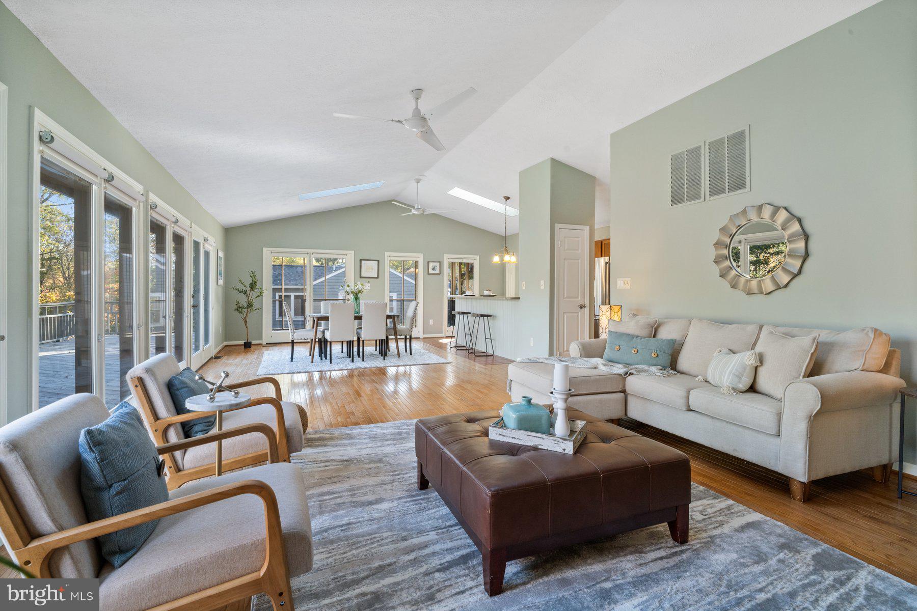 THE MEADOWS - Residential