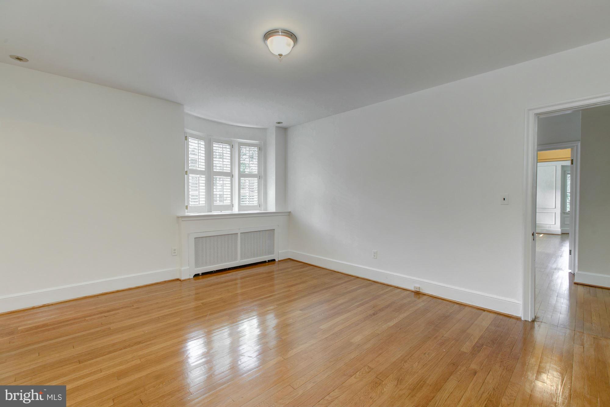 SPRING VALLEY - Residential