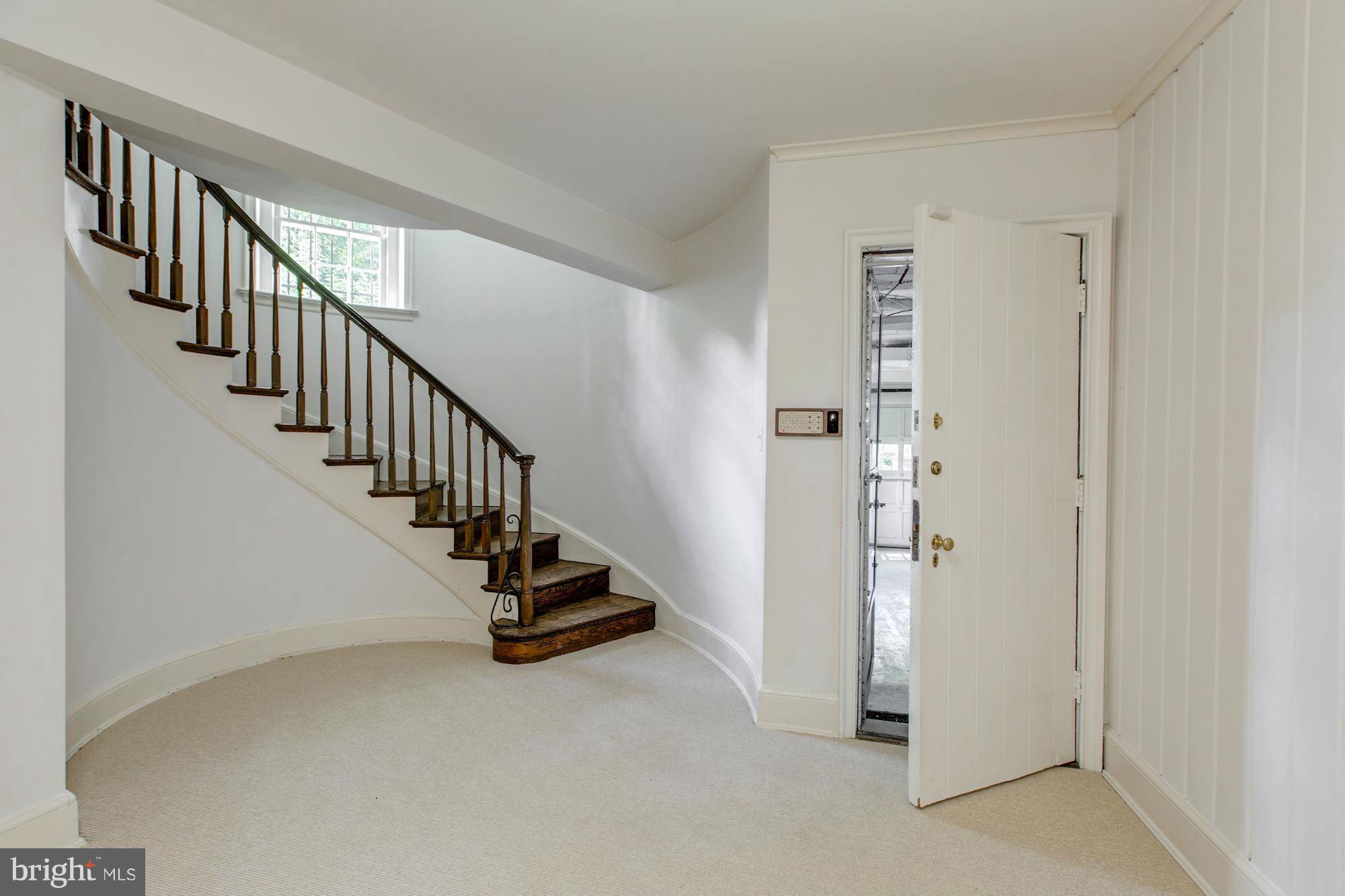 SPRING VALLEY - Residential