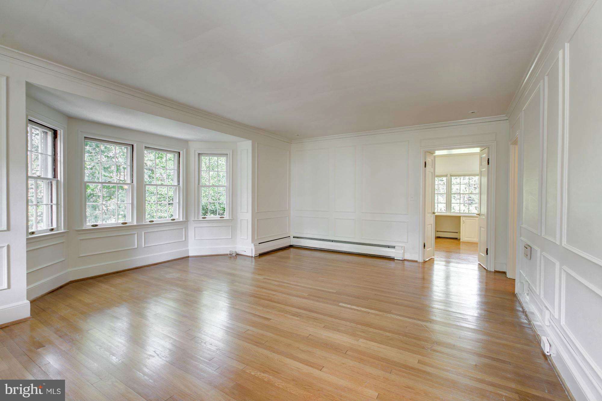 SPRING VALLEY - Residential