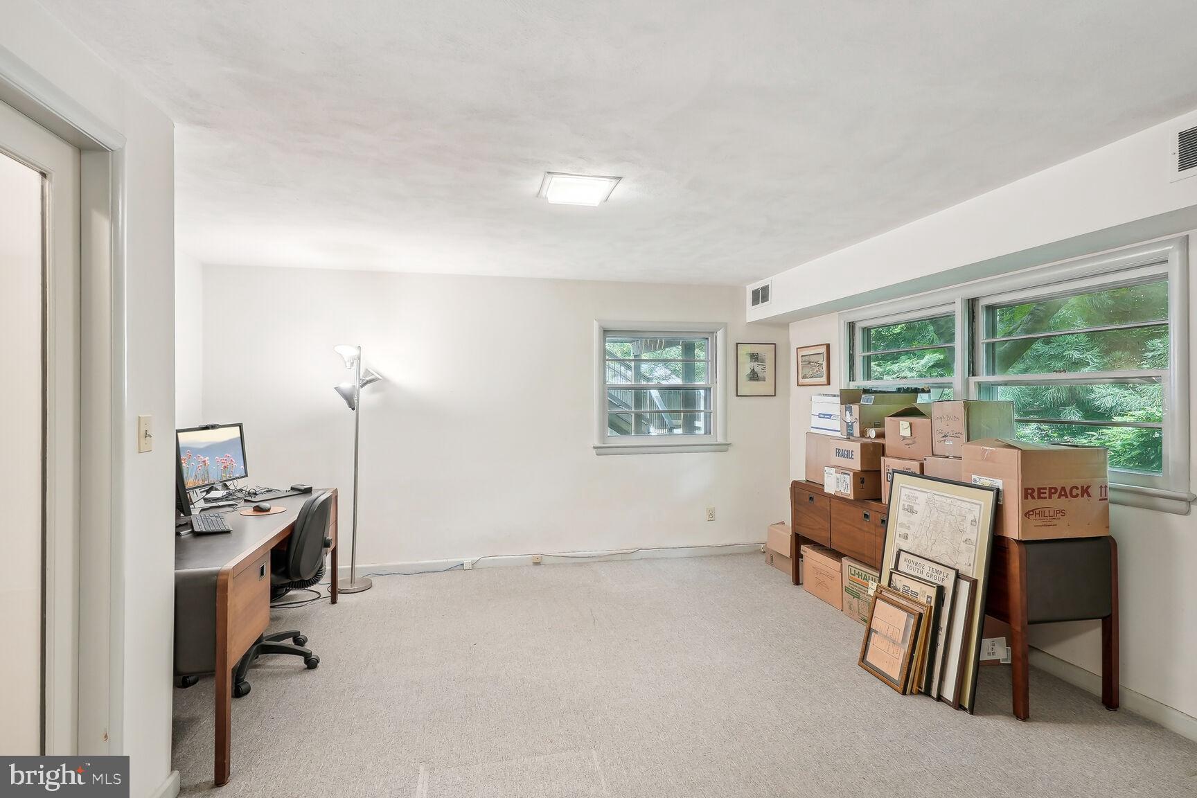 KENWOOD PARK - Residential