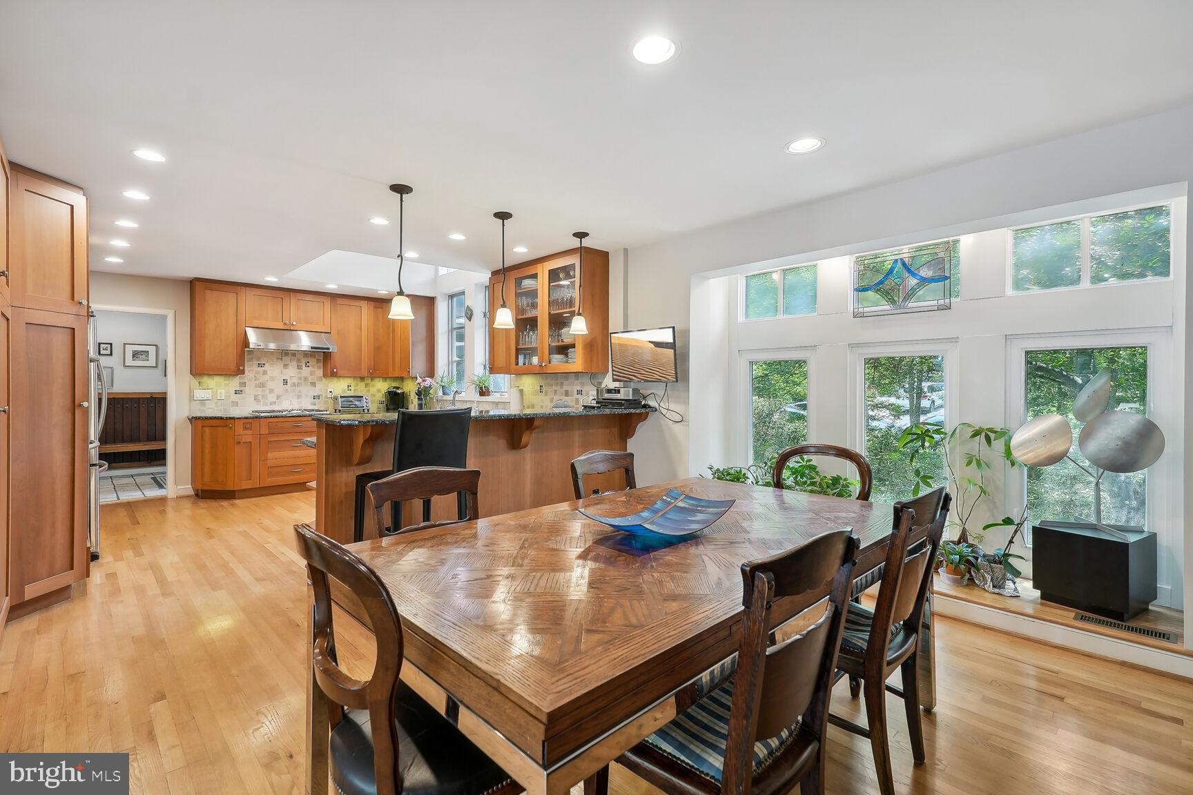 KENWOOD PARK - Residential